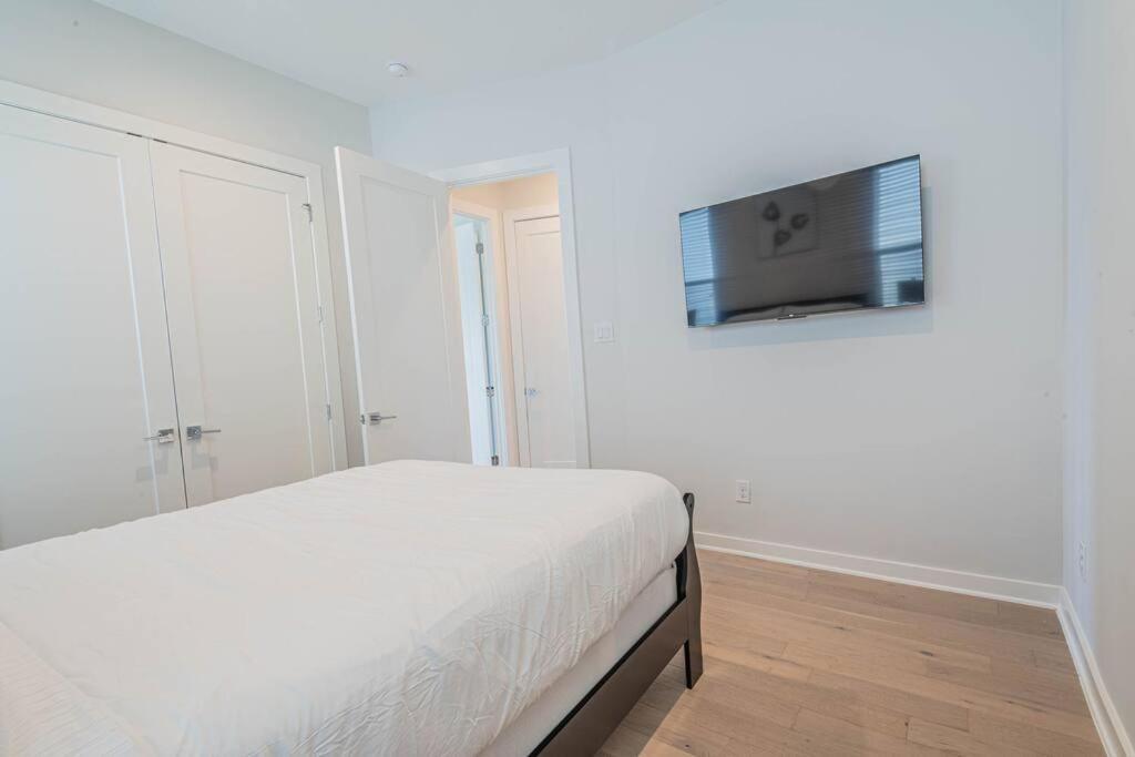 Charming 3-Bedroom Luxury Home Near Downtown, Nrg, Galleria & Medical Center Хьюстон Экстерьер фото