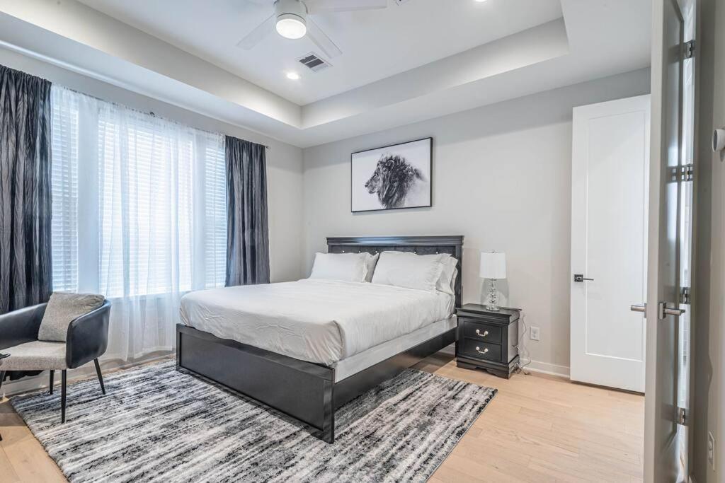 Charming 3-Bedroom Luxury Home Near Downtown, Nrg, Galleria & Medical Center Хьюстон Экстерьер фото