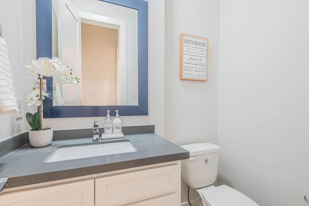 Charming 3-Bedroom Luxury Home Near Downtown, Nrg, Galleria & Medical Center Хьюстон Экстерьер фото